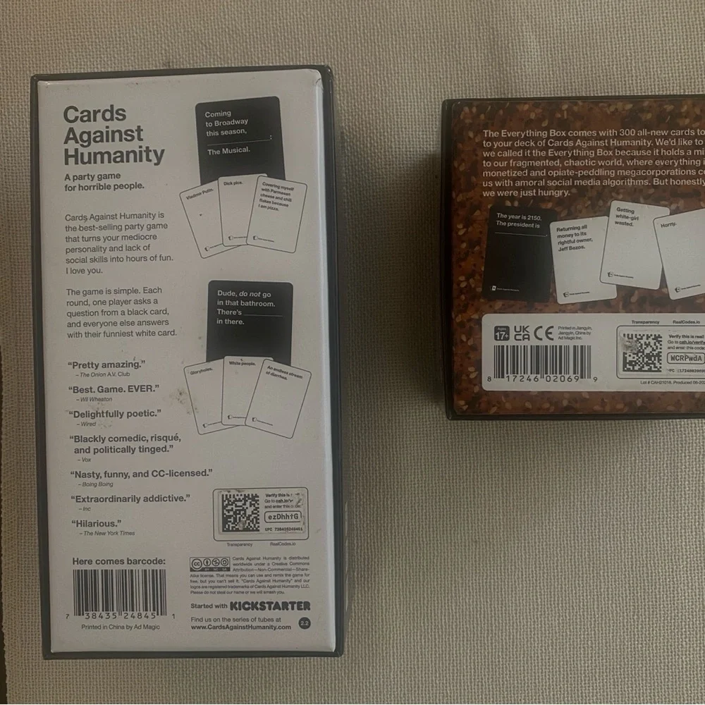 Cards Against Humanity set with Everything Box party game ice breaker adult - Picture 2 of 3